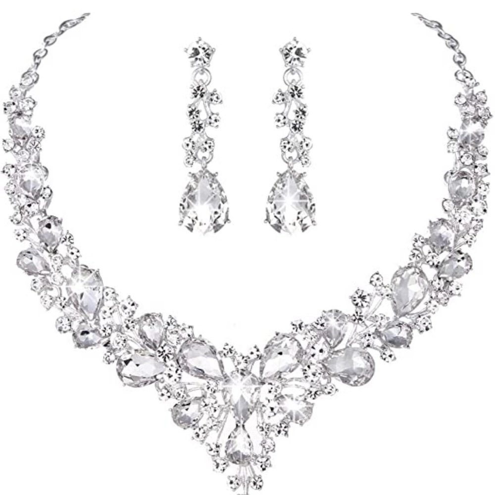 Elegant Bridal Necklace & Earring Set/Prom Jewelry/Bridal Jewelry